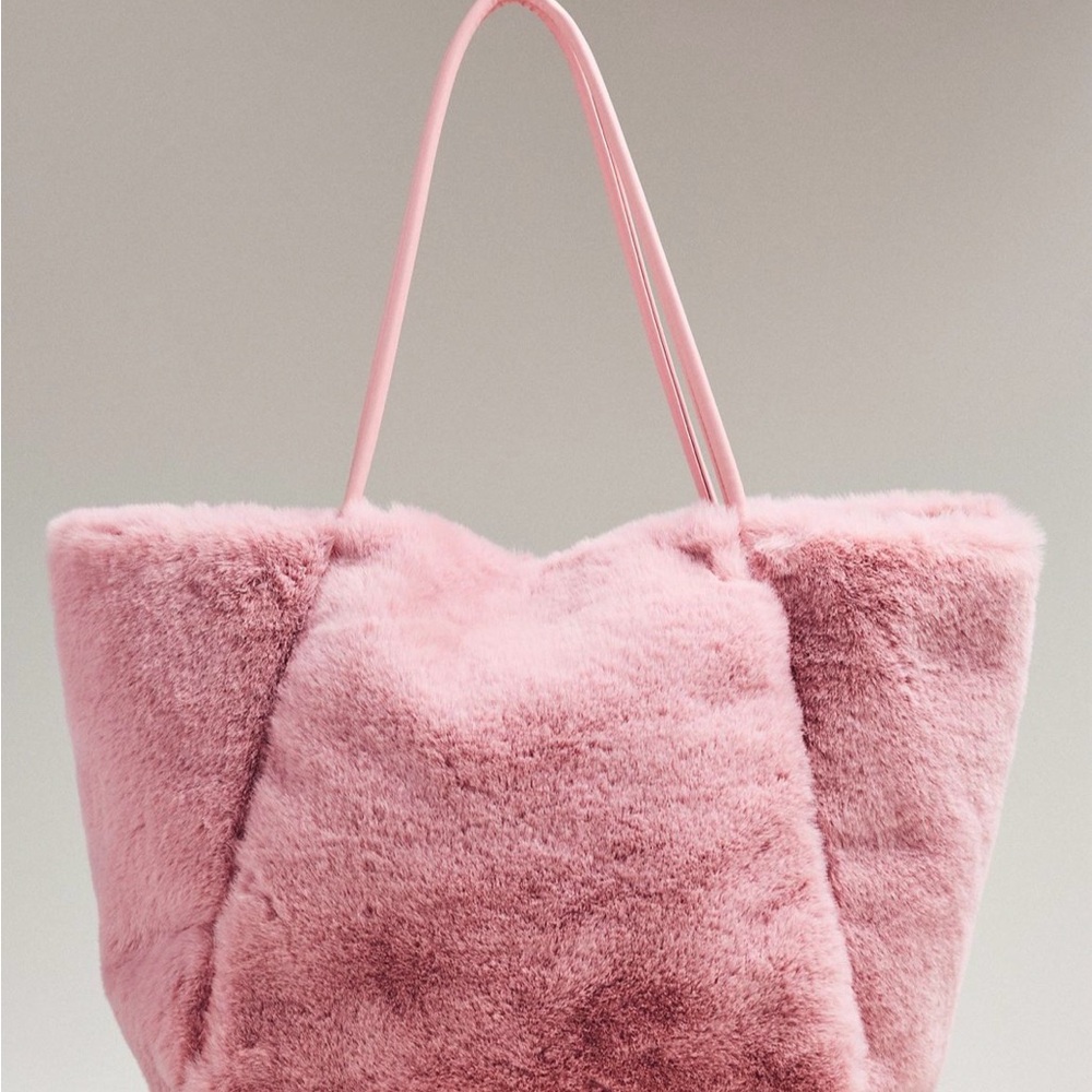 Anthropologie Hollace Tote- Faux Furr pink